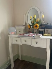IKEA White Vanity Table With Mirror and Draws In Very Good Condition