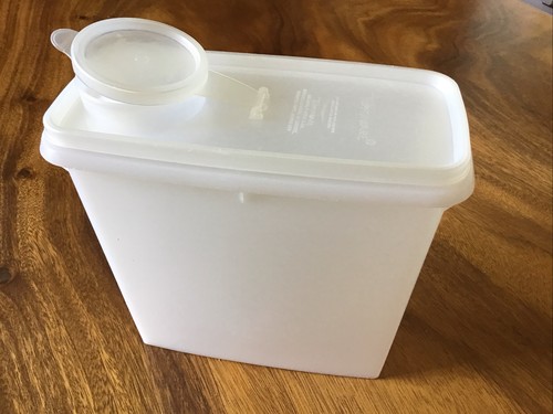 Vintage tupperware pour and - tupperware,