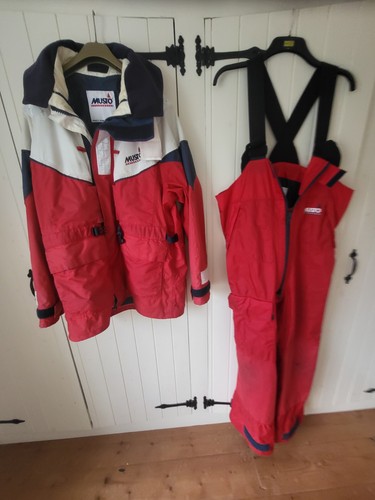 Musto offshore waterproofs set - musto,