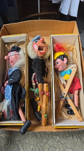 Restoration lot puppets - restoration,