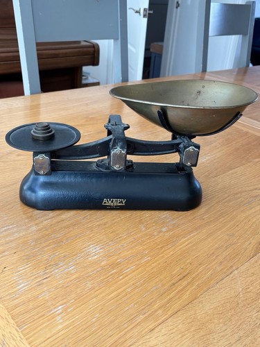 Antique avery weighing scales - avery,