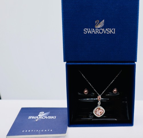 Swarovski set necklace - swarovski,