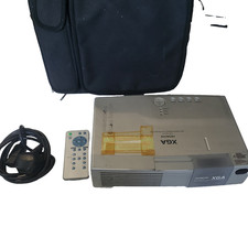 Hitachi XGA CP-X275 Multimedia Mobile LCD Projector VGA S-Video RGB