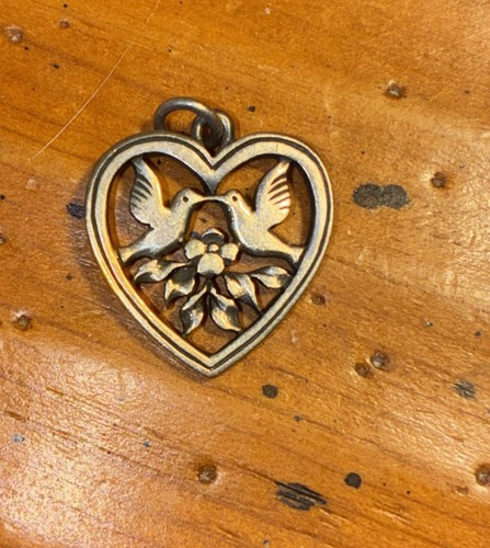 Retired james avery lovebirds - james,