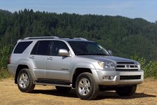 Toyota 4Runner N210 Owners Users Manual 2002 - 2009 - Read