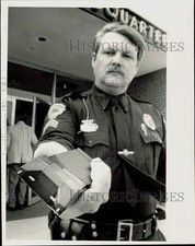 1985 Press Photo M.P. Carter