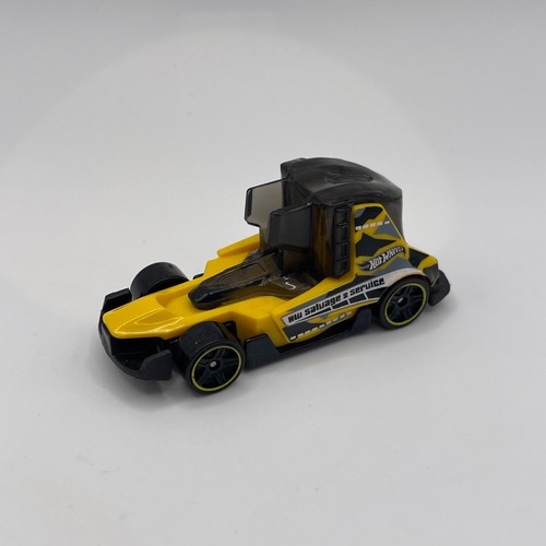 Hot wheels haul gram diecast - hot, haul-o-gram