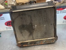 Radiator + cap X John Deere