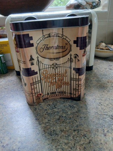 Thorntons special toffee metal - thorntons,