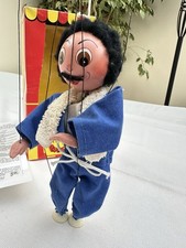 Pelham Puppet.1992 Family