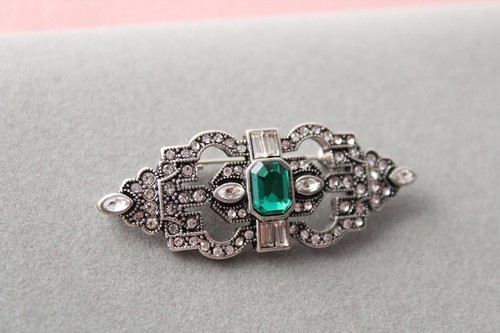 Small art deco brooch - deco,