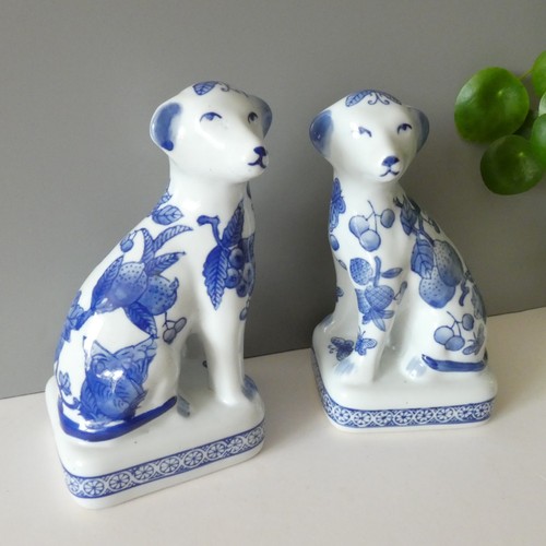 Pair porcelain dogs vintage - pair,