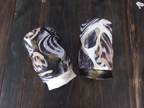 Animal wrestling kneepads - kneepads,