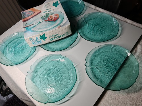 Vintage arcoroc dinner plates - dinner,