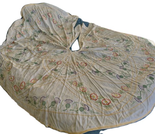 Vintage hand embroidered - ​vintage,