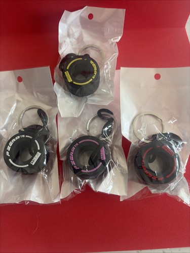 Pirelli tyre keyring - pirelli, f1