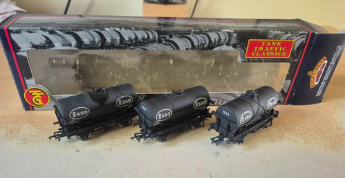 Bachmann 666 esso ton - 37-666,