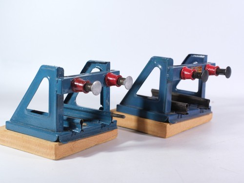 Two hornby gauge spring - two,