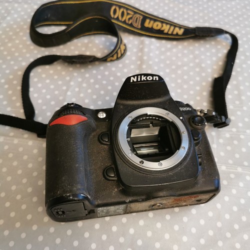 Nikon d200 camera - camera, spares