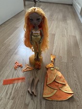 Rainbow High Meena Fleur Doll