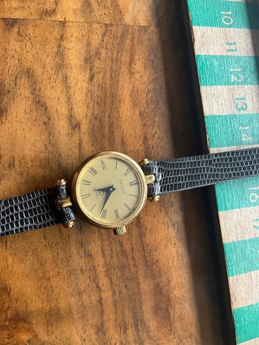 Gucci vintage quartz - quartz, watch