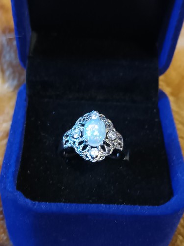 Solid sterling silver - , oval
