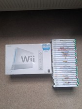 Nintendo Wii Console Bundle 24