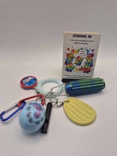 Sen fidget keyring - &, social
