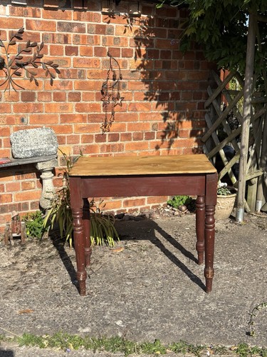 Rustic pine table small - pine,