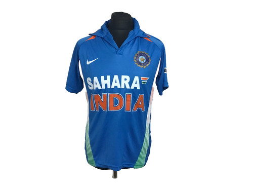 India cricket shirt size - india, m