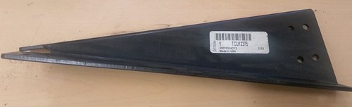 John deere bracket tcu12375 - deere,