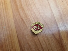 CLASSIC GREAT YARMOUTH SCOOTER RALLY 2001 BIKE MOTORCYCLE ENAMEL PIN BADGE MODS