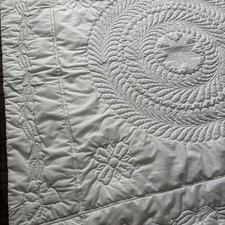 Vtg Handmade Amish Quilt 44”