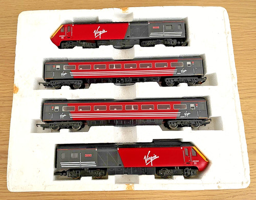 Hornby gauge r1023 virgin - hornby,