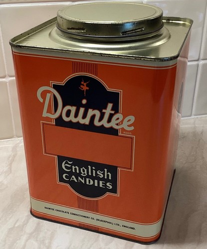 Vintage candies tin - vintage, daintee