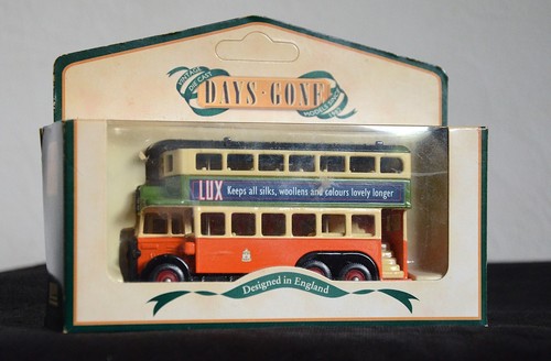 Lledo days gone dg49026 - lledo, aec
