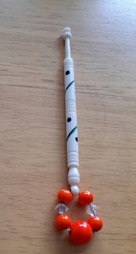 Bovine bone lace bobbin - bone,