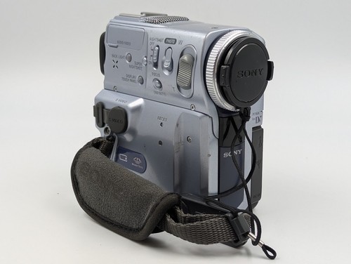 Sony dcr pc9e camcorder - sony,