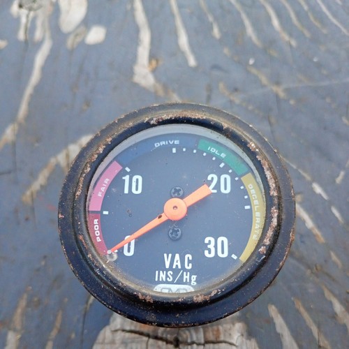 Vintage vacuum guage ins hg - of,