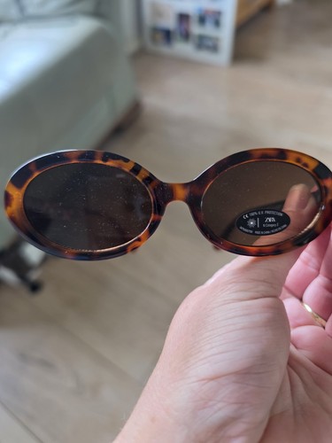 Zara tortoise shell design - tortoise,