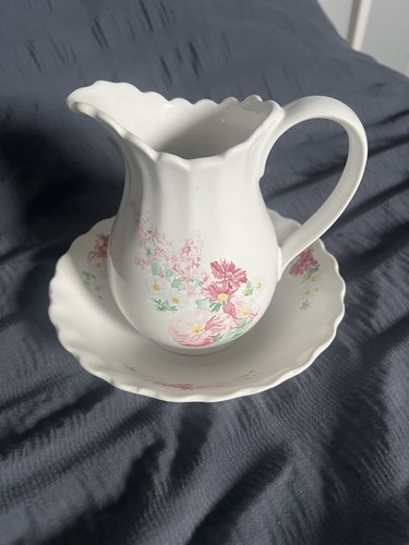 Original collection jug and - an,