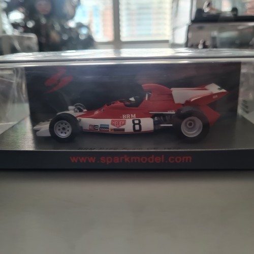 Spark model s5284 1972 - spark,