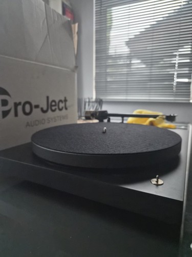 Pro ject debut - debut, b