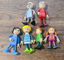 Dolls House Family Figure Bundle 6 Figures Plastic & Wood - Mum Dad Children Etc