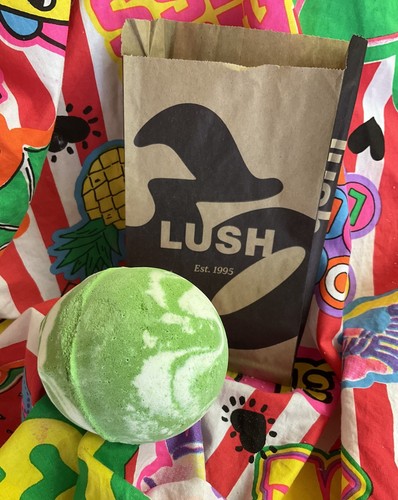 Lush cold bath - lush, bomb