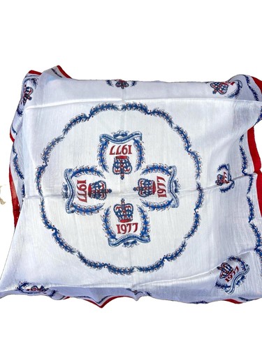 Vintage 1977 queen elizabeth - queen,