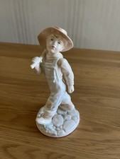 COALPORT THURSDAY'S CHILD HAS