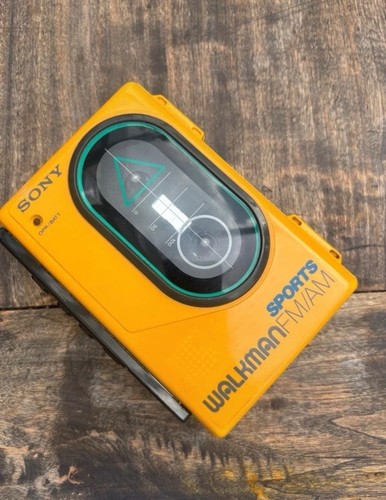 Yellow sony sports - sports, walkman