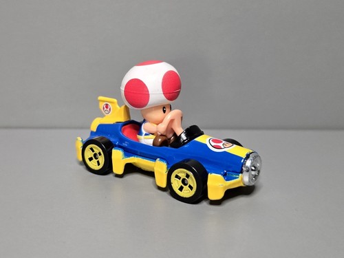 Hot wheels mario kart - hot,