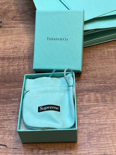 Supreme tiffany co - tiffany, &